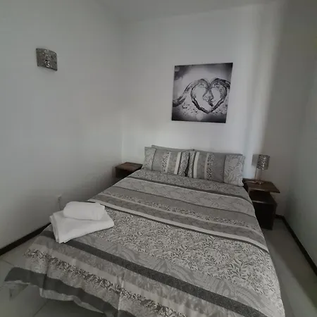 1 Bedroomed - Ocean View - Oura - 公寓 阿尔布费拉