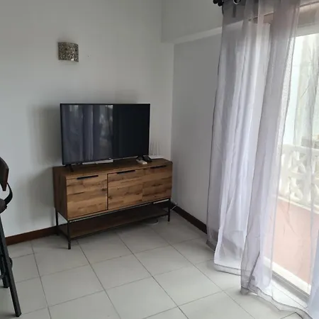 1 Bedroomed - Ocean View - Oura - 阿尔布费拉