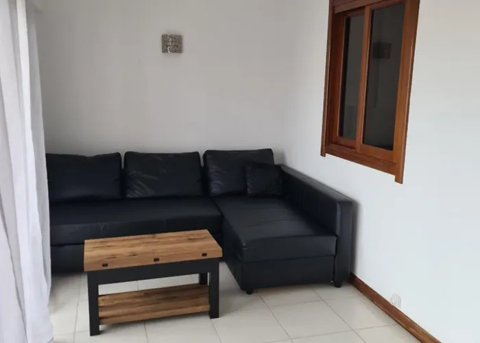 1 Bedroomed - Ocean View - Oura - Appartamento