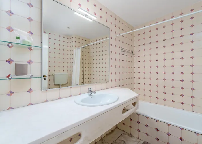 1 Bedroomed - Ocean View - Oura - Appartamento *